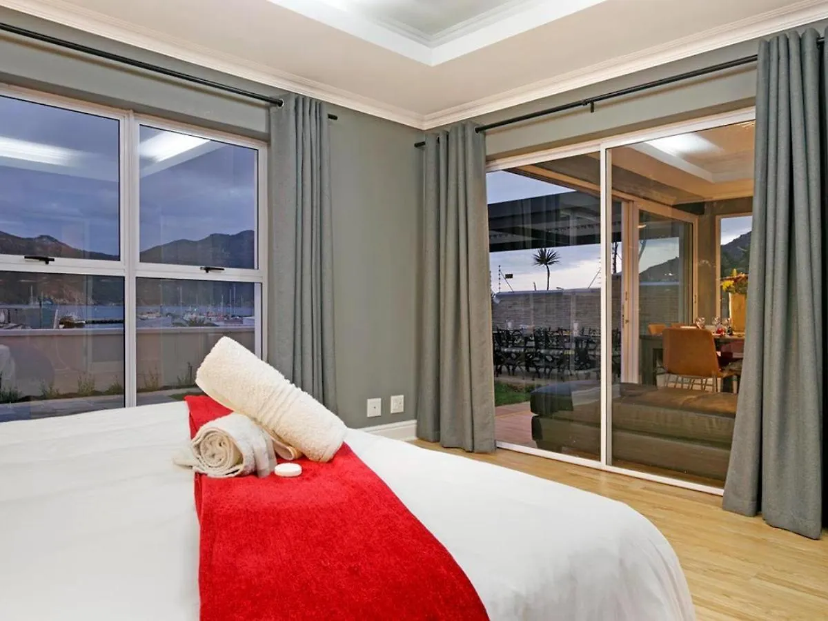 別荘 Villa De La Mer Hout Bay Beachfront ケープタウン 南アフリカ