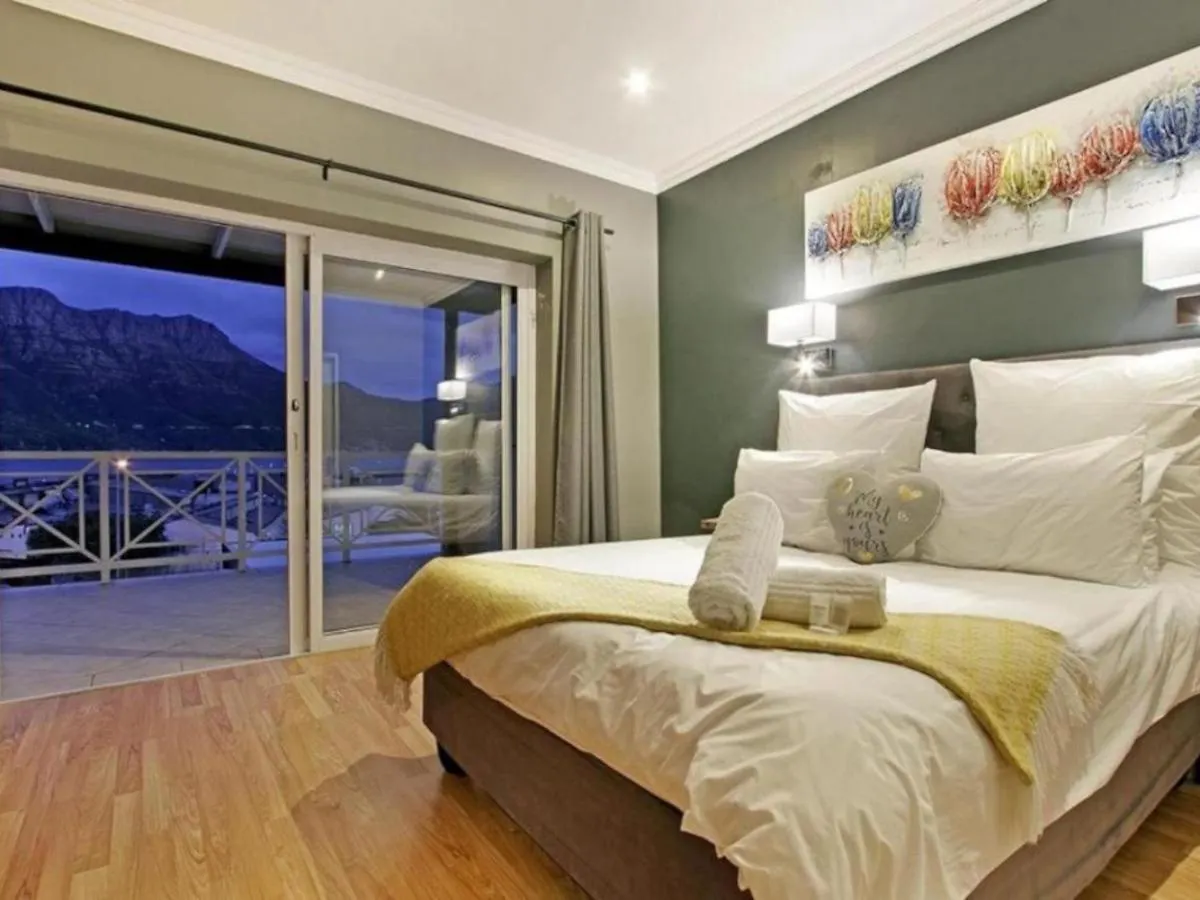 別荘 Villa De La Mer Hout Bay Beachfront ケープタウン