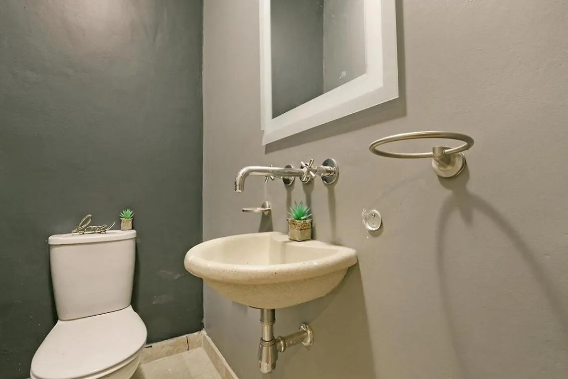 Villa De La Mer Hout Bay Beachfront ケープタウン 別荘