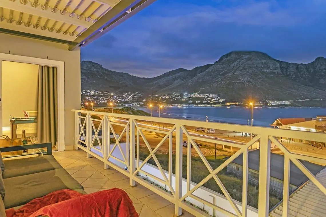 別荘 Villa De La Mer Hout Bay Beachfront ケープタウン 南アフリカ